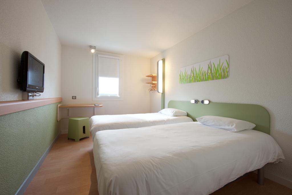 Ibis Budget Pau レスカー エクステリア 写真