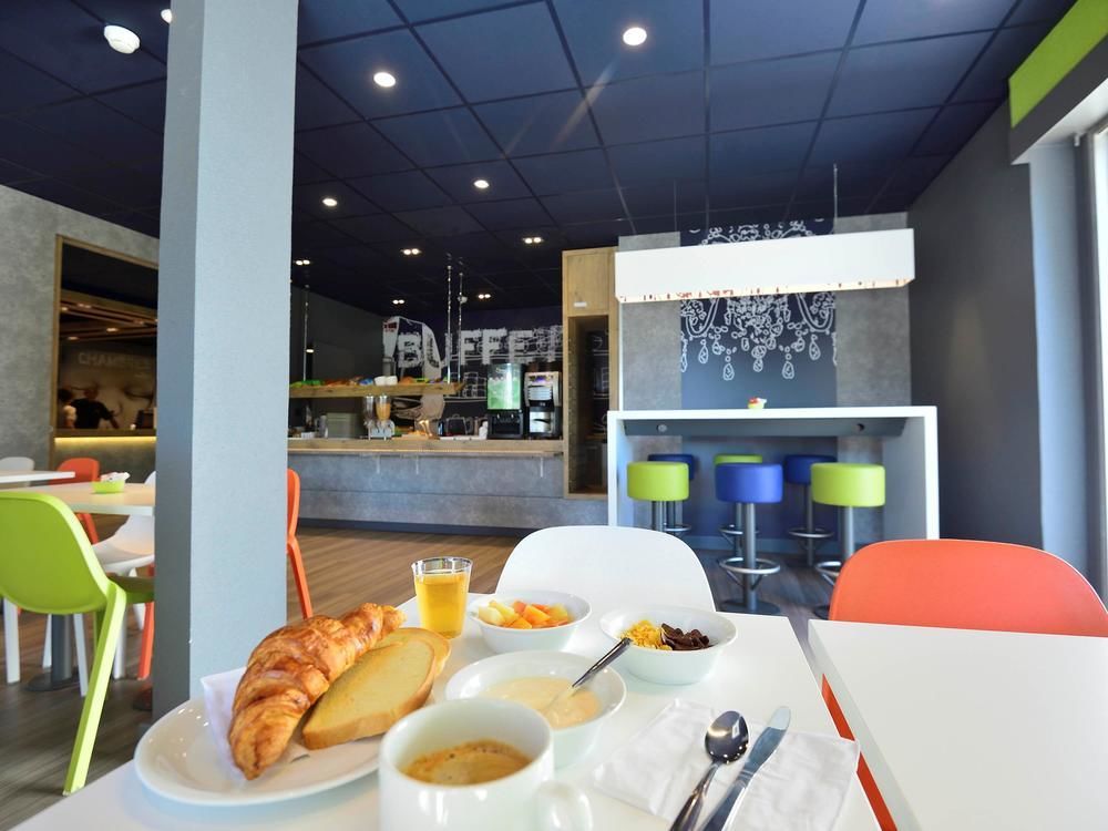 Ibis Budget Pau レスカー エクステリア 写真